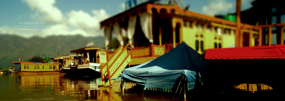 Golden Rose Houseboat